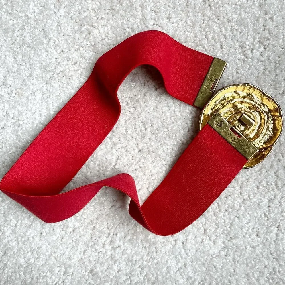 Vintage Deadstock 1985 Pearl Red Elastic Belt w/ Large Golden Metal Pinwheel Buc